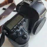 Canon EOS 5D Mark II (photo 1)