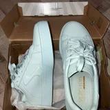 Женские кроссовки Skechers 36 размер (photo 1)