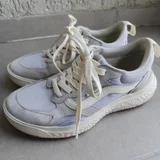 **Женские кроссовки Vans Ultrarange Neo VR3** (photo 2)