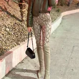 Высокие сапоги с необычным каблуком Charles&keith (photo 4)