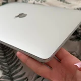 MacBook Pro 13 (photo 3)