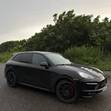 Porsche Cayenne Turbo S (photo 2)
