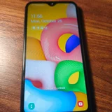 Samsung Galaxy S10e (photo 1)