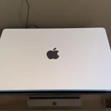 MacBook Air 15,3 M4 (2025) (photo 2)