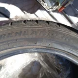 Зимние автомобильные шины 275/40 R20, 2 шт (photo 1)