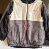 Куртка зимняя Hilfiger, на 10-11 лет. Состояние отличное. Сити Молл сабуртало. (photo 1)