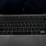 MacBook Pro 13 2020 (photo 3)