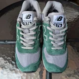 Женские кроссовки New Balance 576 (photo 2)