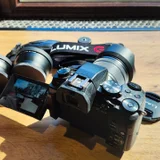 Фотоаппарат Panasonic Lumix DMC-G85 с объективом и аксессуарами (photo 6)