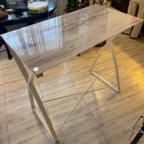 Высокий стеклянный стол (photo 3)