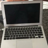 MacBook Air (photo 2)