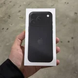 Apple iPhone 18 Pro (photo 1)