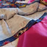 Детский комплект лосины, короткое платье и повязка на голову. Новый. Тонкий, но плотный трикотаж хорошего качества. Подойдёт на тёплую осень-весну или в детский сад. На рост 116 см (5-6 лет). (photo 3)