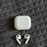 AirPods 3 (photo 1)