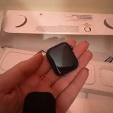 Apple Watch Series 5 40mm (photo 1)