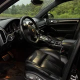 Porsche Cayenne Turbo S (photo 4)