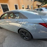 Hyundai Elantra 2022 седан (photo 4)