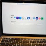 MacBook Pro M2 13.3 (photo 1)