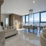 Продам просторную 4+1 на Аллее Героев (photo 1)