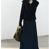 Сатиновая синяя юбка (photo 3)