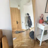 Зеркало с оправой на металлической ножке (photo 1)