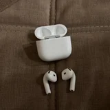 AirPods 4 (photo 2)