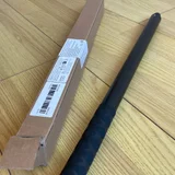 Легкая. 44см/200см. Резьба с двух концов: с одной - для камеры, с другой - для трипода. Новое. в коробке. (photo 1)