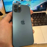 iPhone 12 Pro (photo 1)