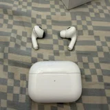AirPods Pro 2 (photo 1)