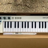 MIDI-контроллер Akai MIDImix (photo 6)