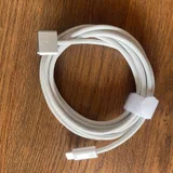 MacBook (photo 2)