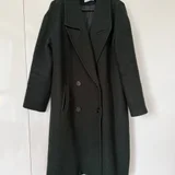 **2. Пуховик / куртка MANGO** (photo 1)