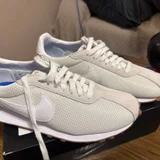 Nike новые размер 42.5 (photo 1)