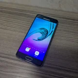 Samsung A3 (photo 1)