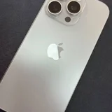 iPhone 16 Pro (photo 1)