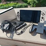 Nintendo Switch OLED (photo 1)