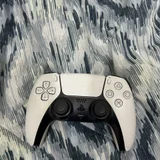 PlayStation 5 Slim (photo 2)