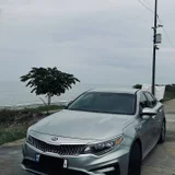 Kia Optima Hybrid EX (photo 3)
