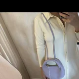 Кожаная сумка Arket Rounded mini bag (photo 5)