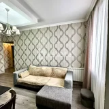 Сдам комфортную 1+1 в центре Батуми (photo 2)