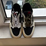 AIR JORDAN 1 LOW X TRAVIS SCOTT OLIVE (photo 2)