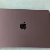MacBook Pro (photo 1)