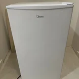 холодильник Midea в очень хорошем состоянии, морозилка, свет - всё есть. (photo 1)