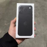 Apple iPhone 18 Pro (photo 1)