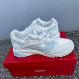 Женские кроссовки Reebok (photo 4)