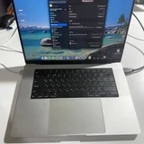 MacBook Pro 16 (photo 1)