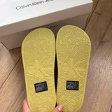 Calvin Klein жёлтые шлёпанцы (photo 2)