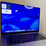MacBook (photo 1)