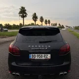 Porsche Cayenne Turbo S (photo 3)