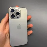 iPhone 15 Pro Natural Titanium (photo 1)